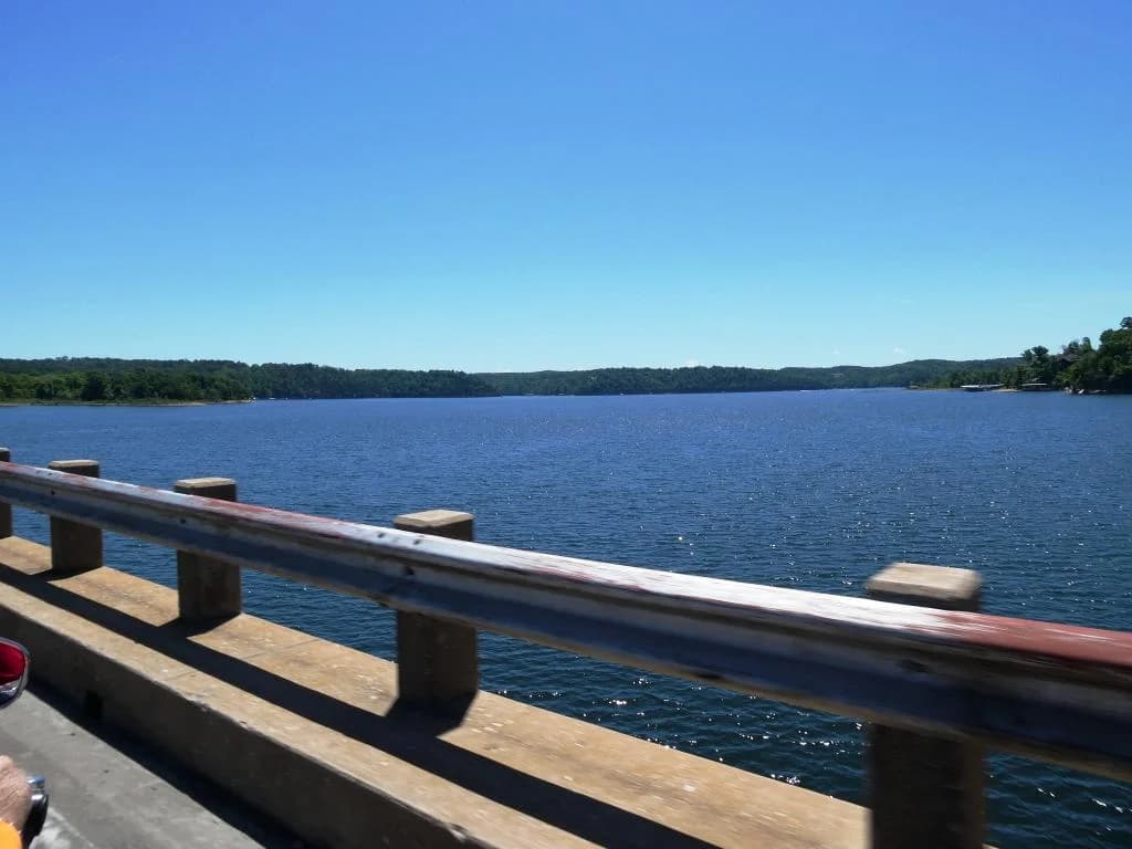 Beaver Lake Loop — Rogers to Eureka Springs & the Missouri Line — alternate view